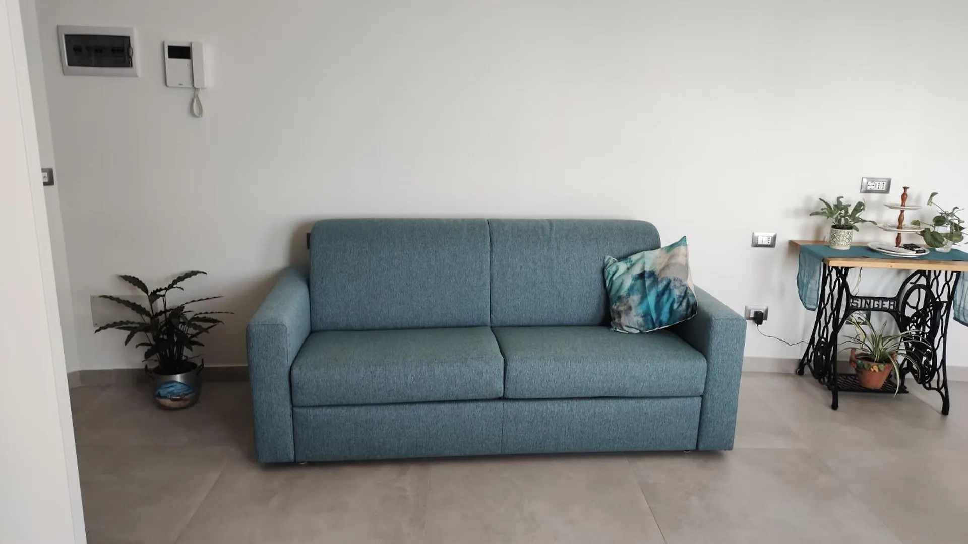 Ferienwohnung Rineddahouse Arenella - Vista Mare Panoramica A Palermo Con Parcheggio Privato Apartment