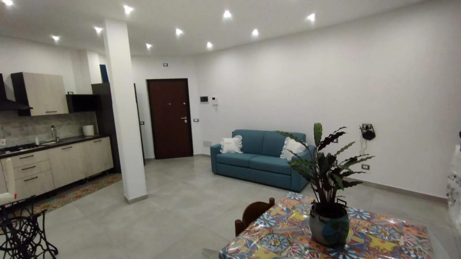 Ferienwohnung Rineddahouse Arenella - Vista Mare Panoramica A Palermo Con Parcheggio Privato