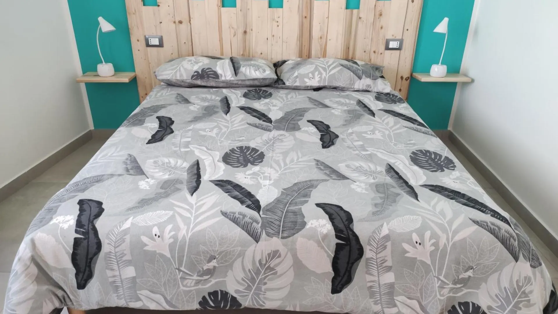 Apartment Ferienwohnung Rineddahouse Arenella - Vista Mare Panoramica A Palermo Con Parcheggio Privato
