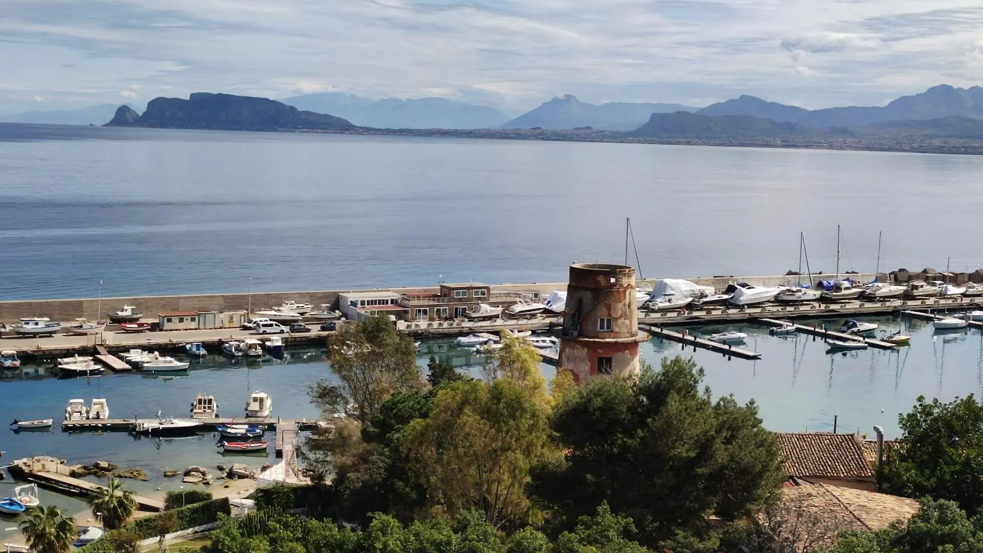 Ferienwohnung Rineddahouse Arenella - Vista Mare Panoramica A Palermo Con Parcheggio Privato 0*,  Italien