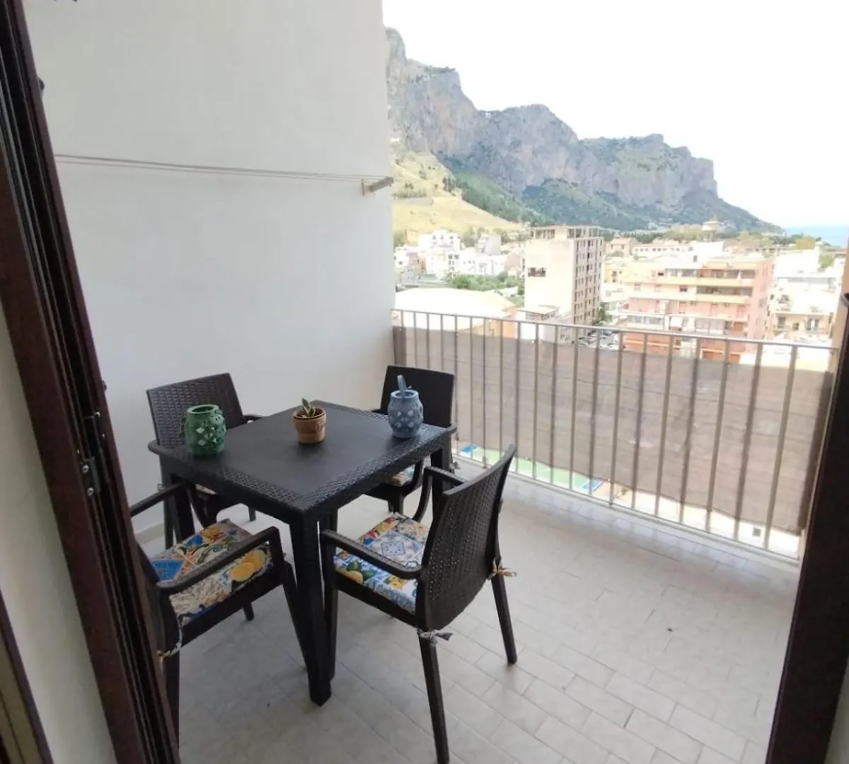 Apartment Ferienwohnung Rineddahouse Arenella - Vista Mare Panoramica A Palermo Con Parcheggio Privato