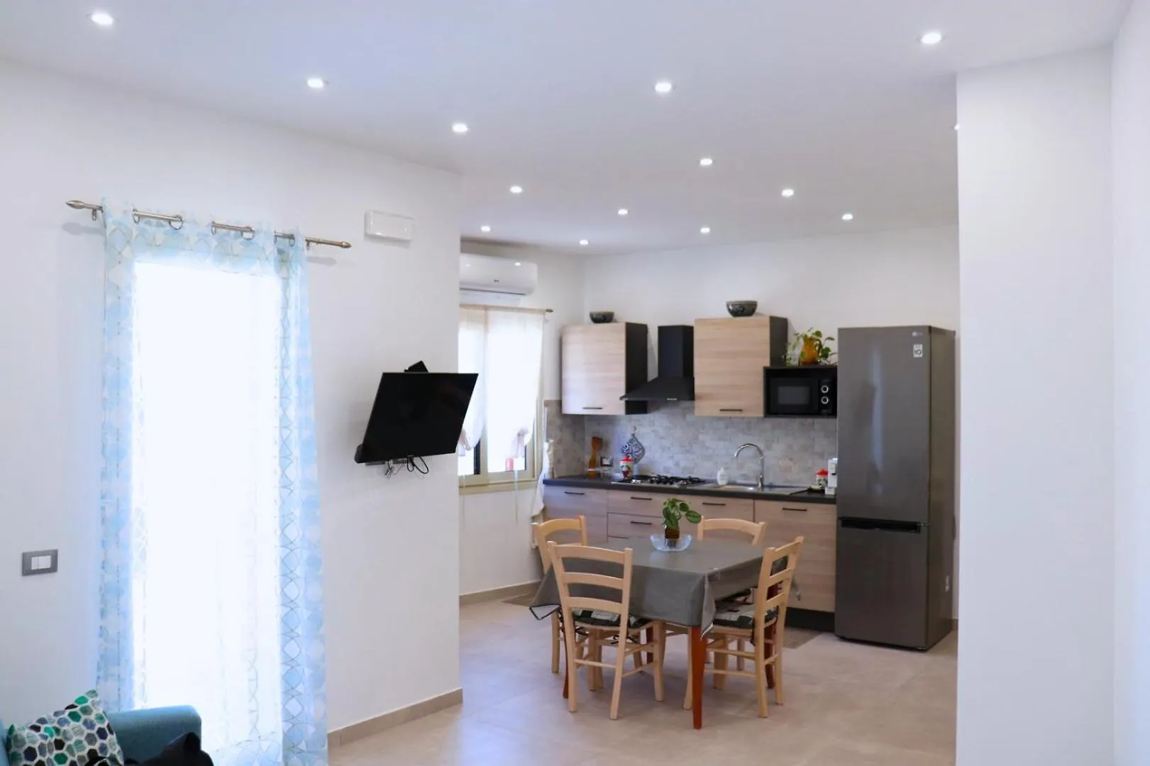 Ferienwohnung Rineddahouse Arenella - Vista Mare Panoramica A Palermo Con Parcheggio Privato